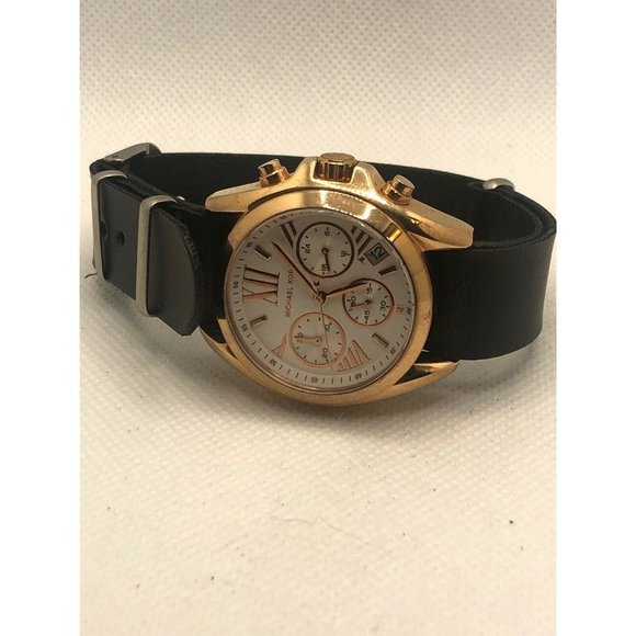 Michael Kors MK5907 Women\'s Black Leather Analog W